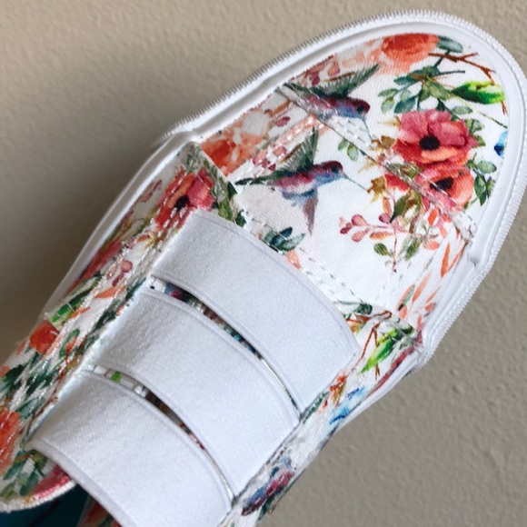 BLOWFISH MALIBU MAURA FASHION SNEAKERS - Picture 2 of 8